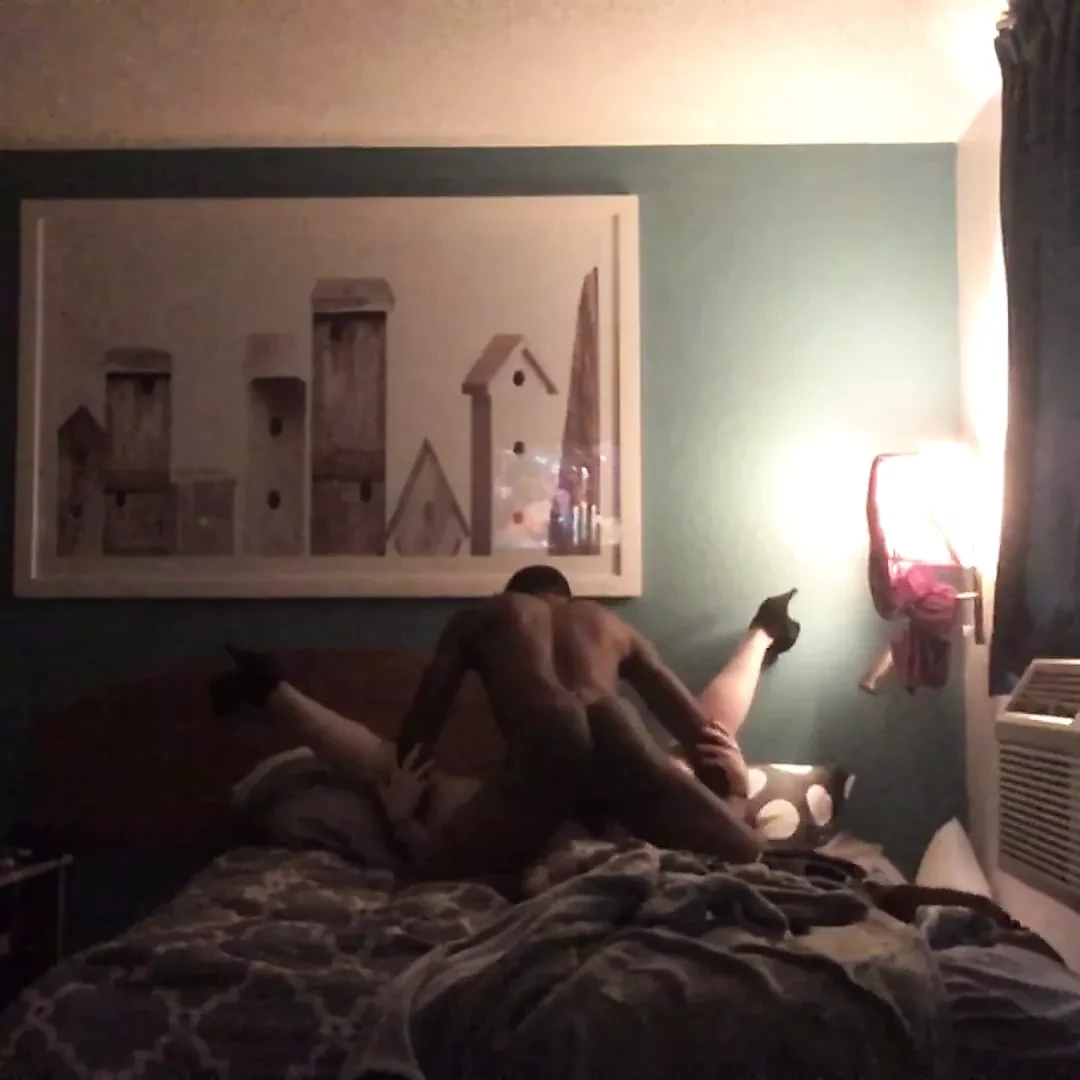Dig in that pussy
