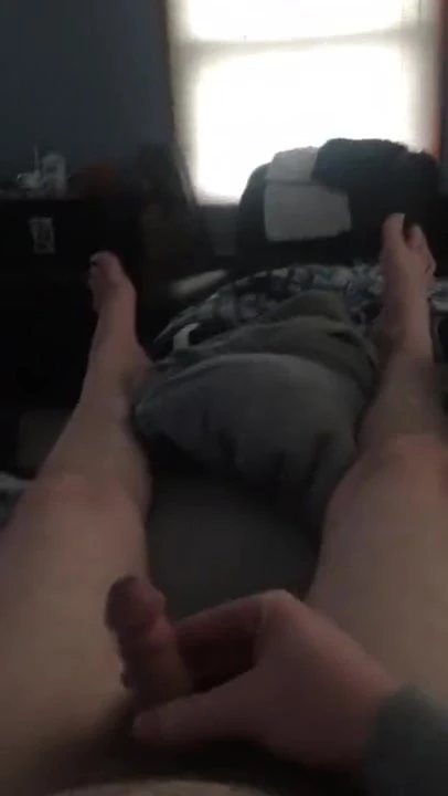 Another vid of me jerking out lots of spunk