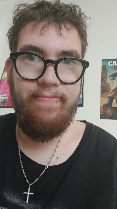 Hi, I'm a musician lefa22 and I make music.