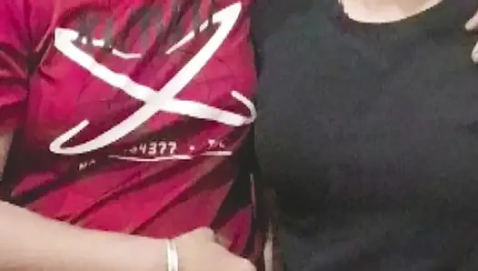 Bhabhi Ki Bhan Ki Badroom Ma Chudayi