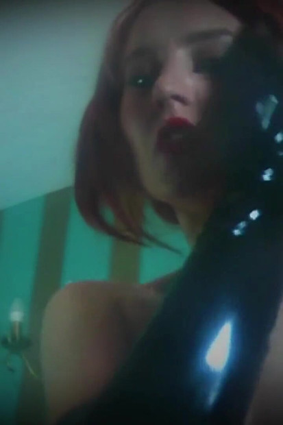 Femdom Goves