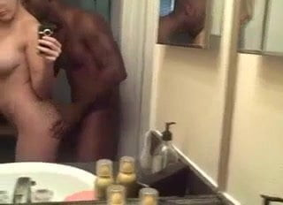 熟女给老公的性爱录像带和大黑鸡巴