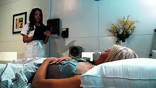Powerful Orgasm porn video – Anna Lovato Has Her Pussy Licked by Nurse Yurizan Beltran at the Hospital