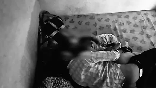 Istri hot india dengan toket besar lagi asik ngentot habis-habisan sama kontol besar pria india sampai matanya menganga lebar