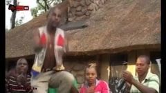 Video musical de tetas africanas en topless
