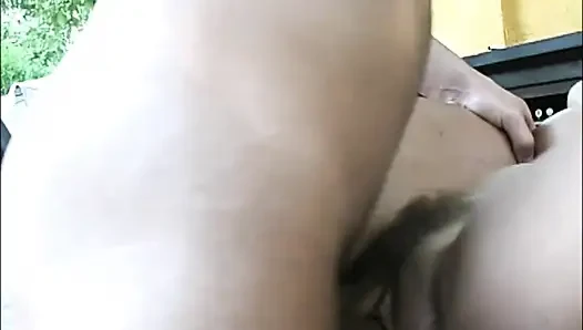 Federica adalah cewek hot rambut pirang dan teman-temannya adalah pelacur. Nyepong kontol sampai dicrot di mulut dan di-anal habis-habisan