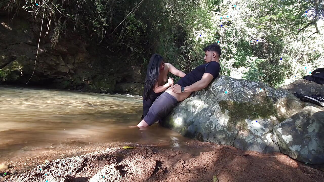 FINAL PART I go out to explore nature I found a guy and I ask him to fuck my ass and he gives me a delicious fuck and his milk has a taste