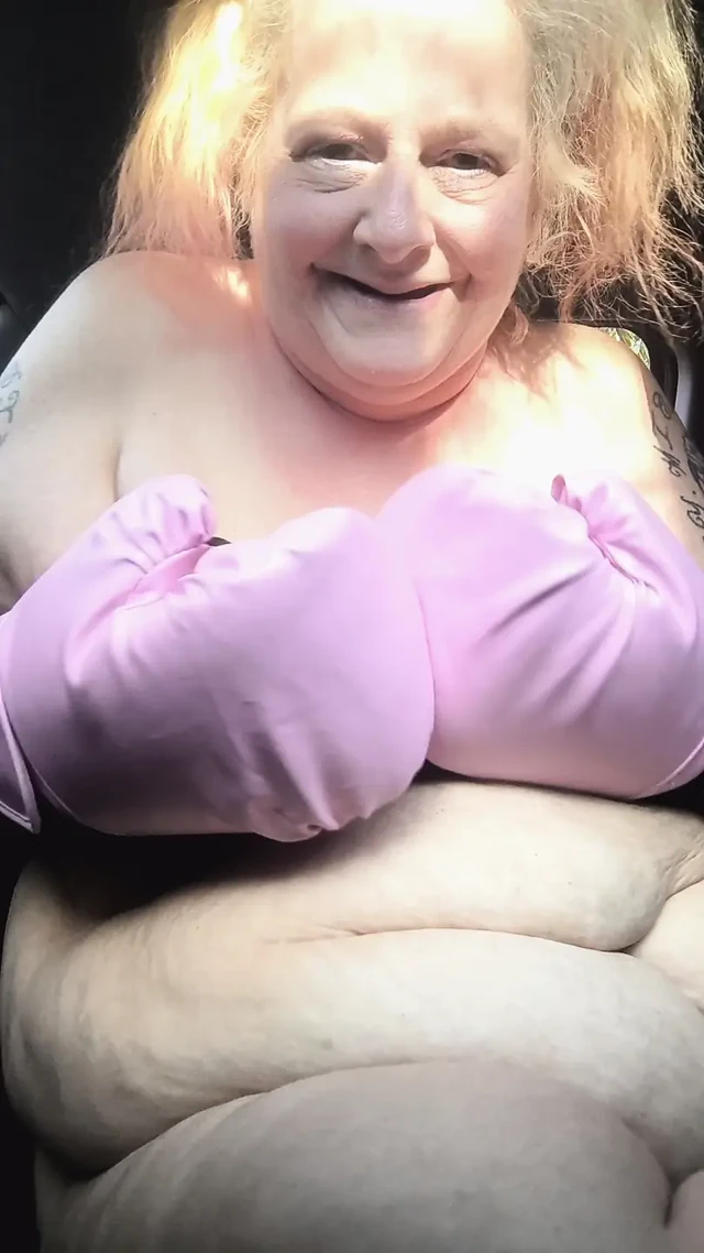 In the Boxing Ring Saggy Tits Gonna Knock You Out