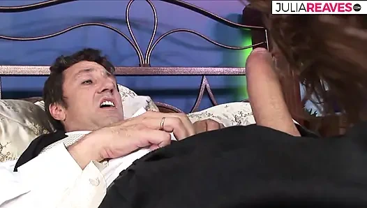 Sexy babe gets a pussy lick then gets fucked to a massive cumshot