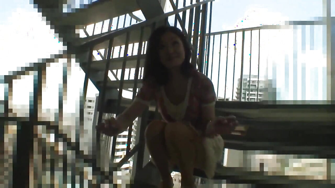 털이 무성한 일본 미시 섹스