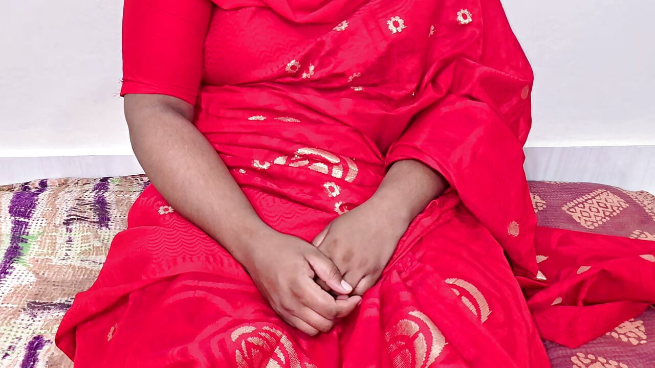 I had a great time fucking my desi stepmom, who was wearing a beautiful red saree.part 01