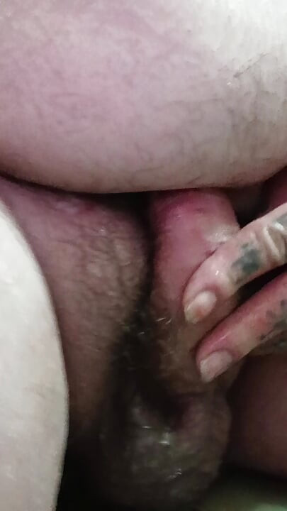 Self-edging with a lot of piss