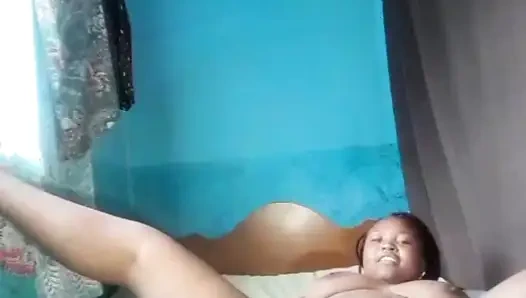 Шоу киски с большой черной задницей