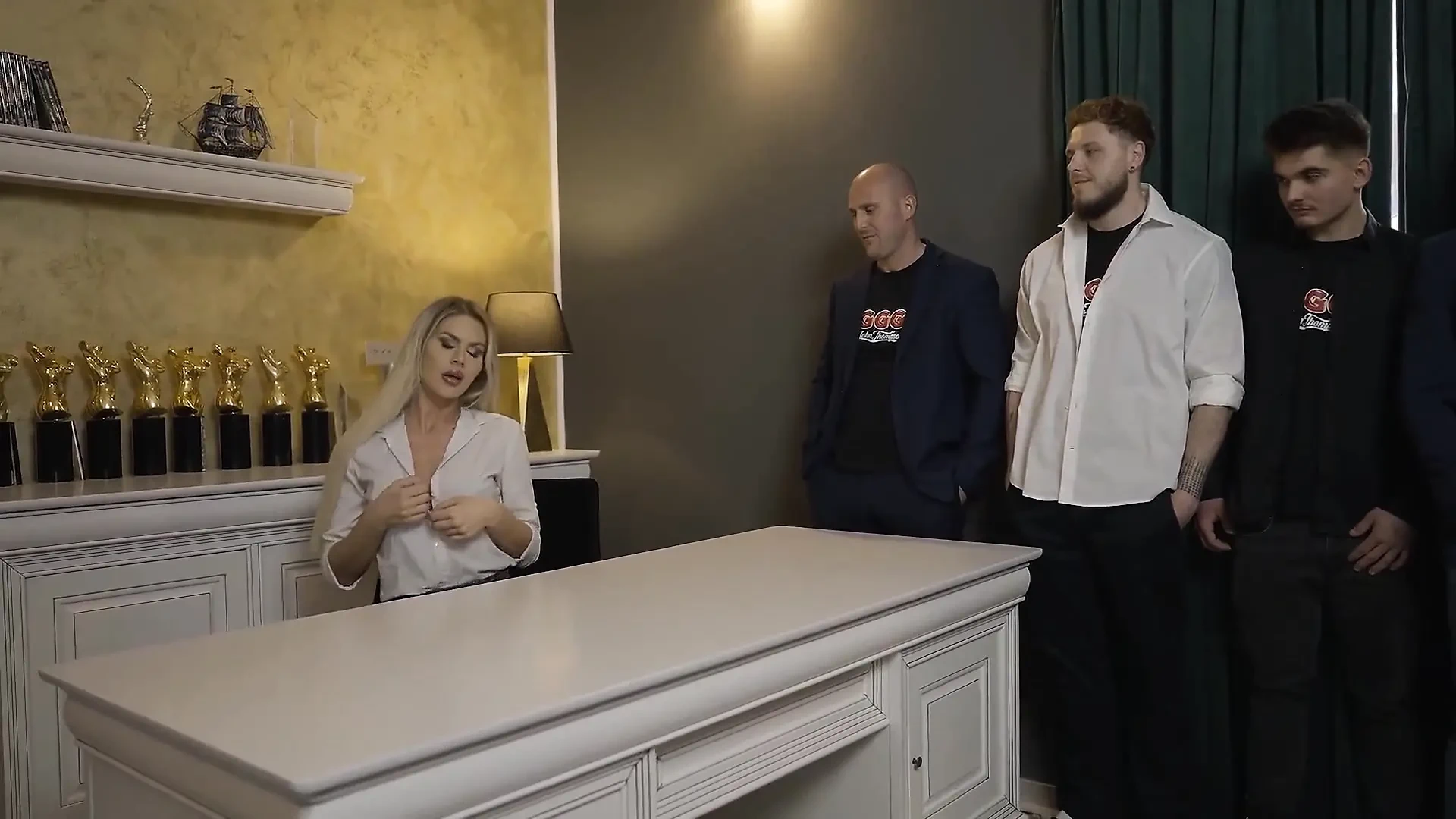 Ggg John Thompson – Double Anal and Triple Inseminated in Hardcore Gangbang