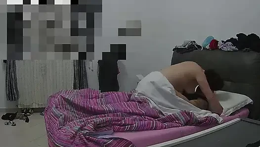 Катался на члене и заставлял меня лизать киску