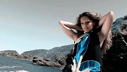 A Very Hot Threesome Fuck: a Slutty Bitch Banged on the Beach!!!