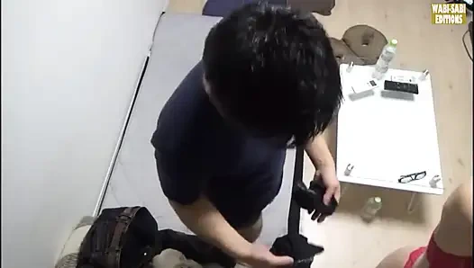 Zarif olgun kadınlarla gündelik sokak karşılaşmaları özel yetişkin anlarına yol açıyor -sahne.3