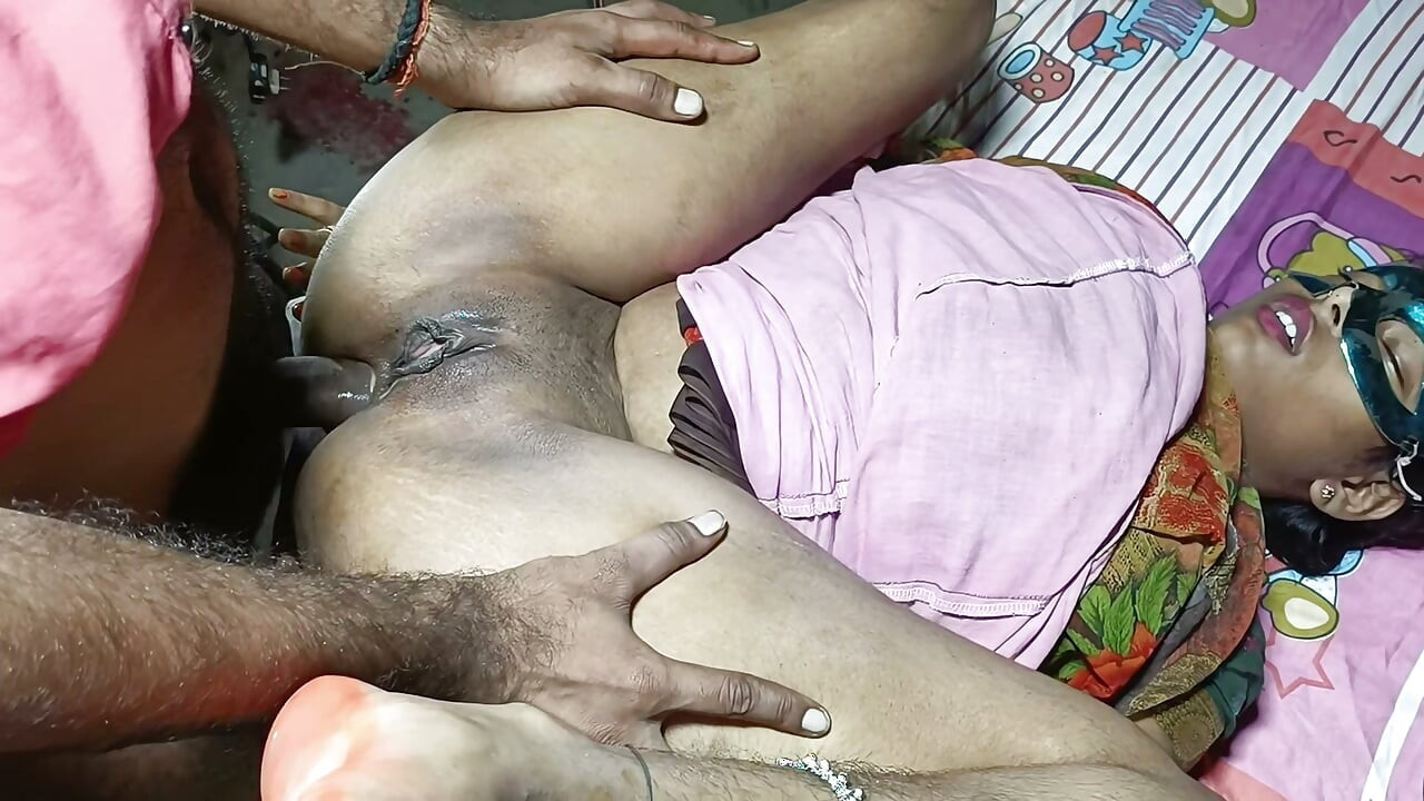 Stepmommy's ass fucked step-son's land with cool ass fucking missionary style in Hindi audio