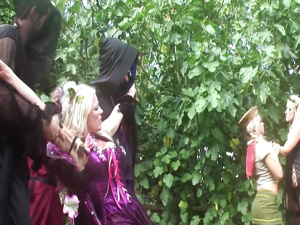 Tight Cunts Fucked Scene-4_two Blonde Babes Get Three Cocks Pounded at Once in the Woods