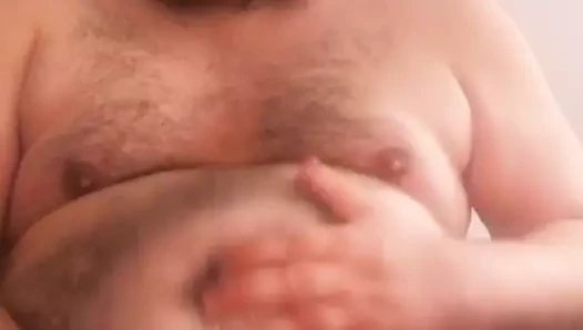 Fat german young bear talks about his gaining fantasy and cums!