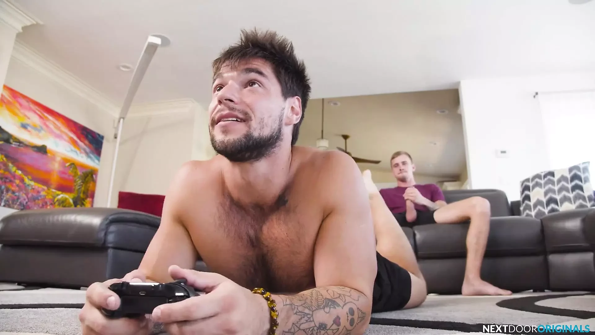 Ryan Jordan mengongkek abang tiri yang terganggu bermain permainan video - NextDoorStudios
