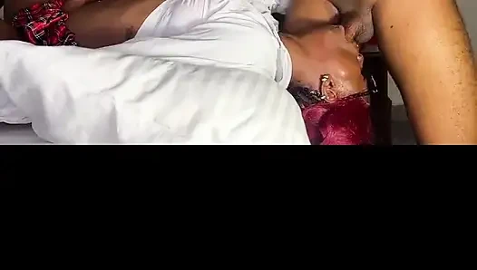 Ngentot muka pelacur.