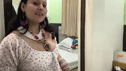 becek cewek ini dientot habis-habisan di kamar hotel sampai meringis keenakan!