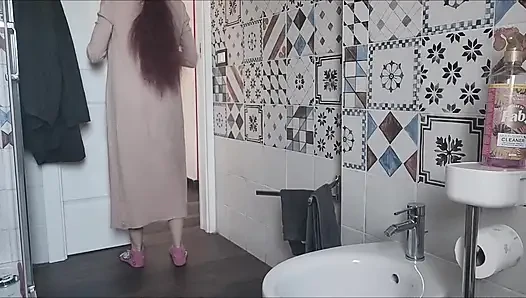 Acilen işemem gerekiyor