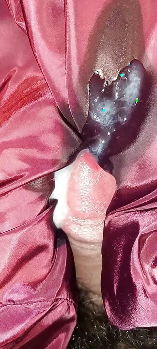 Her puffercoats need some creamy cum