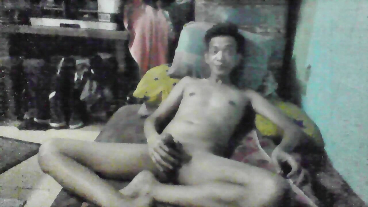 May sakit ako pero nagjajakol ako para mailabas ang init part 1