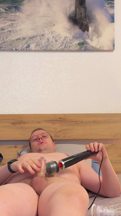 Hendrik Gransow from Oberursel Fagspose S395 jerks off and cums two times | Clip 1