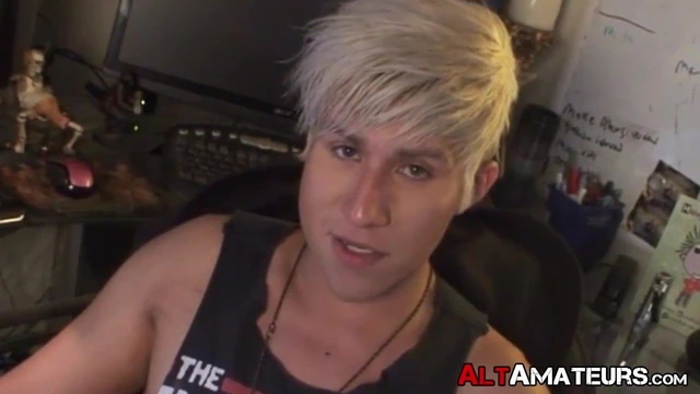 Boy toy cute blonde emo hardcore jerked off by interviewer