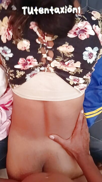 HOMEMADE ANAL MY FRIEND GIVES ME DICK AND MILK IN THE ASS