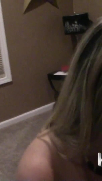 Emotional moment from "Kelly is the Hottest Wife on the Planet"
