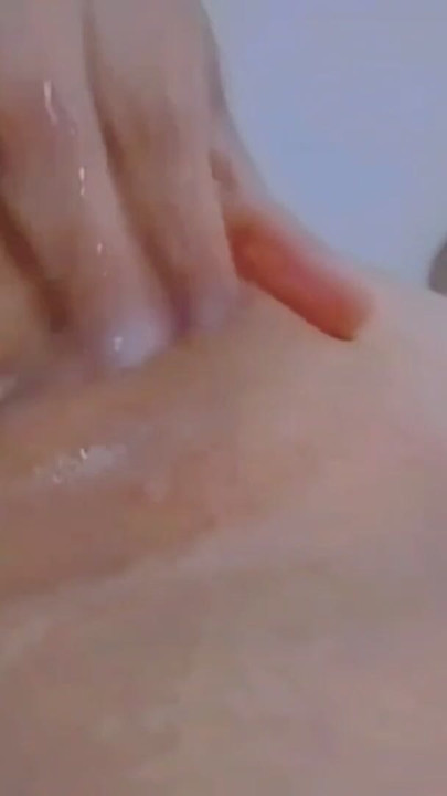 Pass your tongue to dulceivanka's puchita | Clip 1