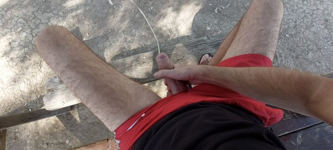 Hot summer wank & cum at the park