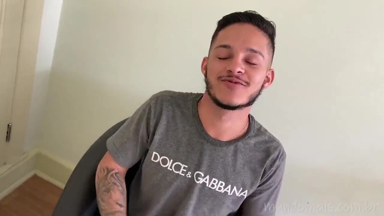 Sucking the Black Cameraman,mundomais