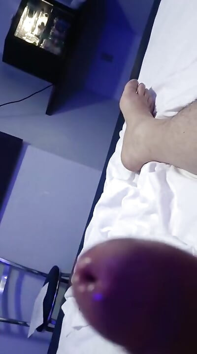 TIUZAO และผู้หญิงอายุ --24 ปี---กูดบนเตียง