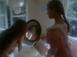 아가씨에서 소녀로 변하는 Elena korikova (1995)