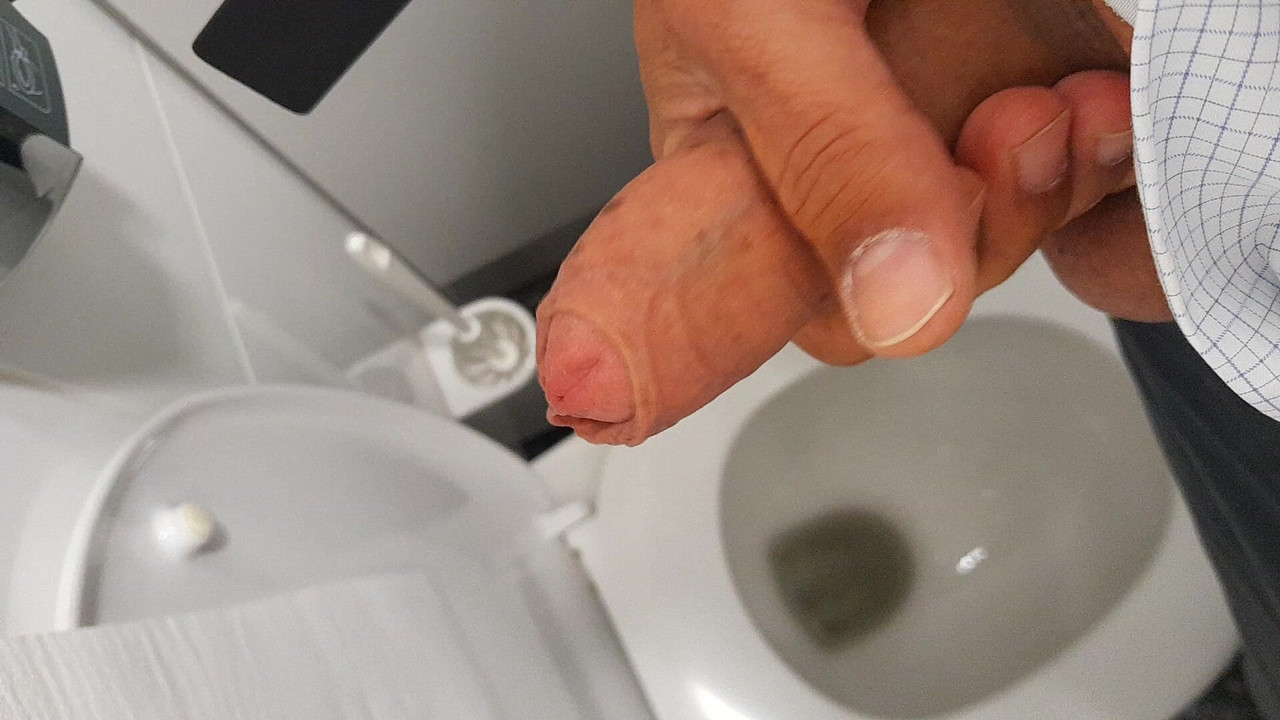 Blowjob needed - Suck my dick and swallow the load