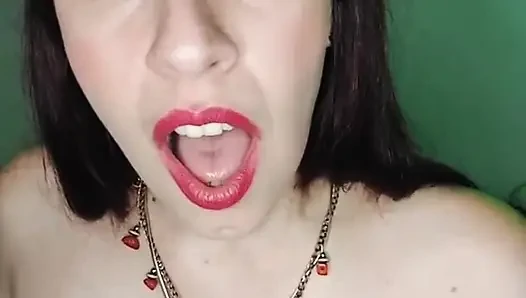 Shyyfxx Hot Influencer Stripteases Sin Bedste Ven Med En Lykkelig Slutning