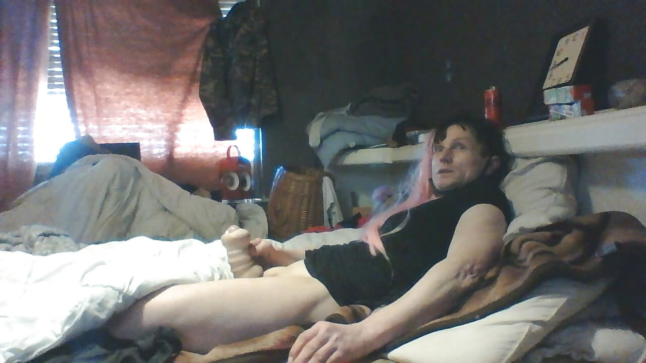 3FTbouch Crossdresser young femboy cumshot masturbate jerk toy