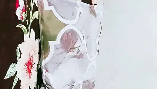 Bhoot Ne Seksi Reshmi Ko Akele Me Daraya