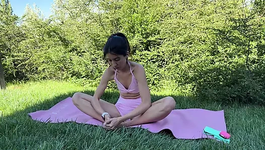 Little Evening Yoga and Stretching SFW 4K