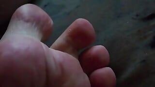Забавные пальцы ног днем