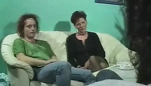 Eigenartiges Paar Von Der Strasse Gefischt