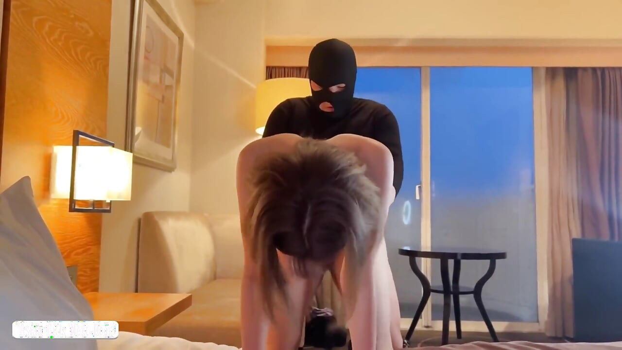 First Creampie for a Beauty Whose Experience Had Been Limited to Just One Man