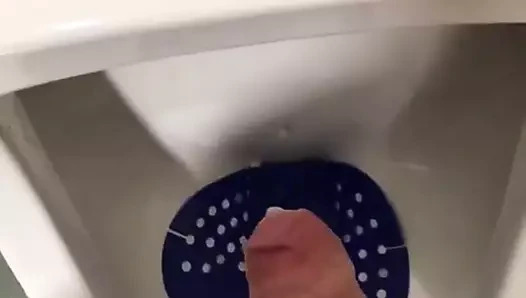 mastürbasyon kapalı ve sağladım içinde kasık pisuar