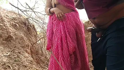 boobs dikhane ke bahane chudai