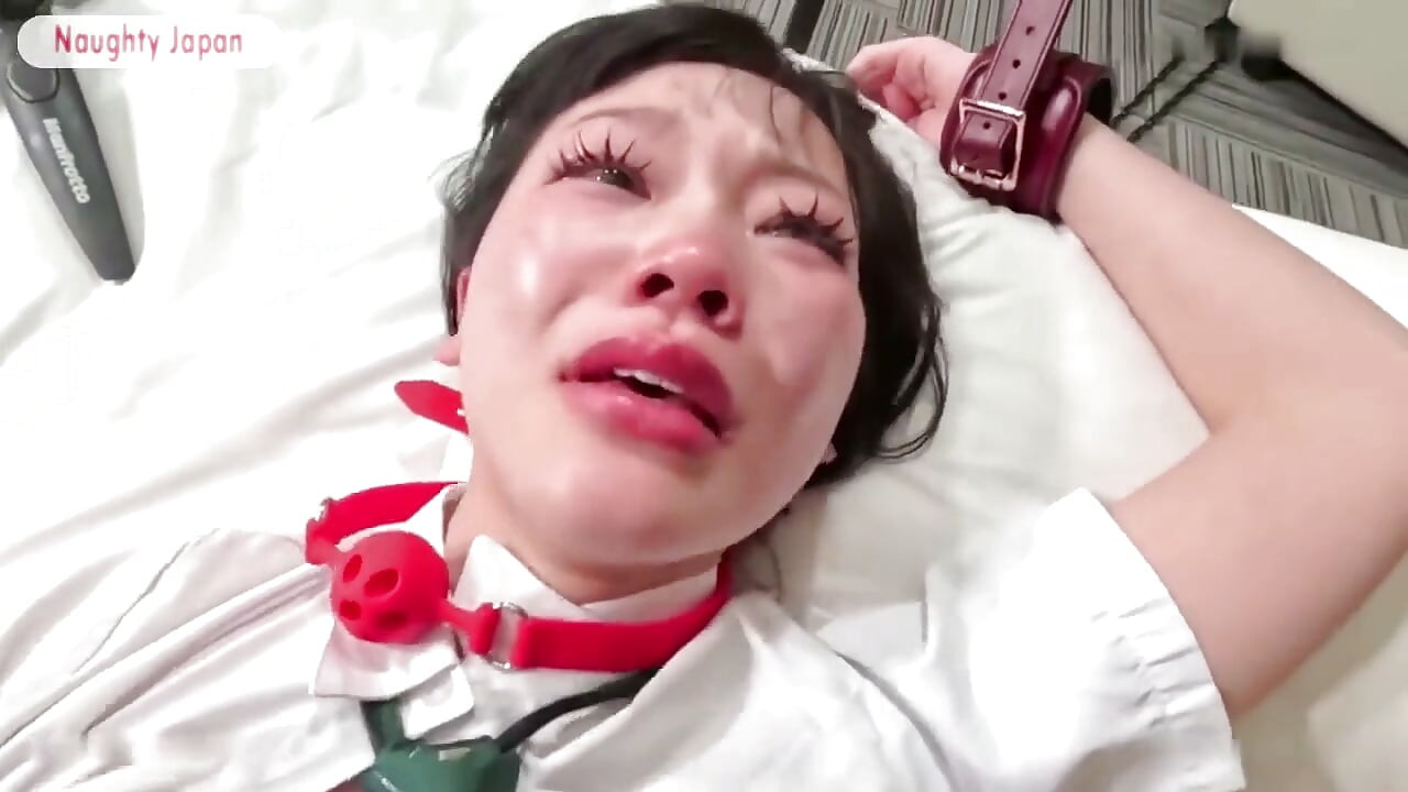 Sesi pemotretan pertama - wajah lengkap menunjukkan klimaks cantiknya sampai matanya berguling - 5